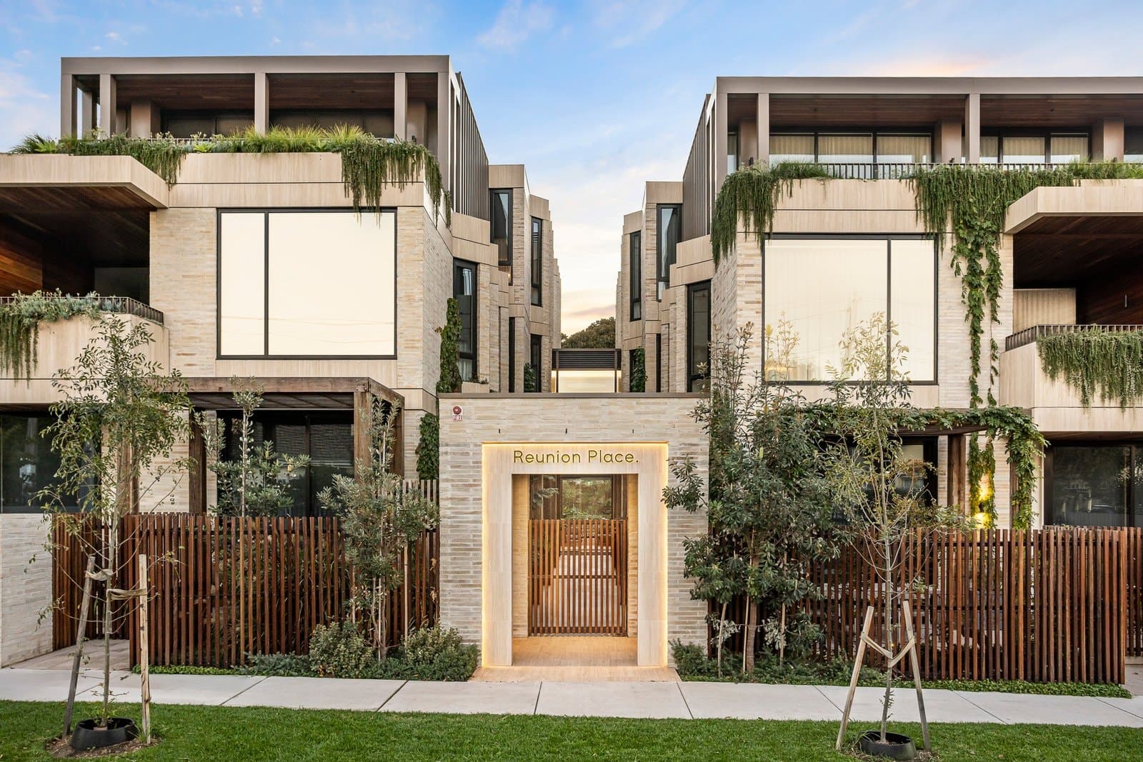 G02 1A Deakin Street South, Hampton - Image 1