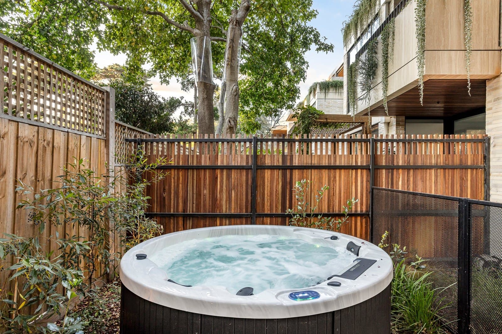 G02 1A Deakin Street South, Hampton - Thumbnail 4