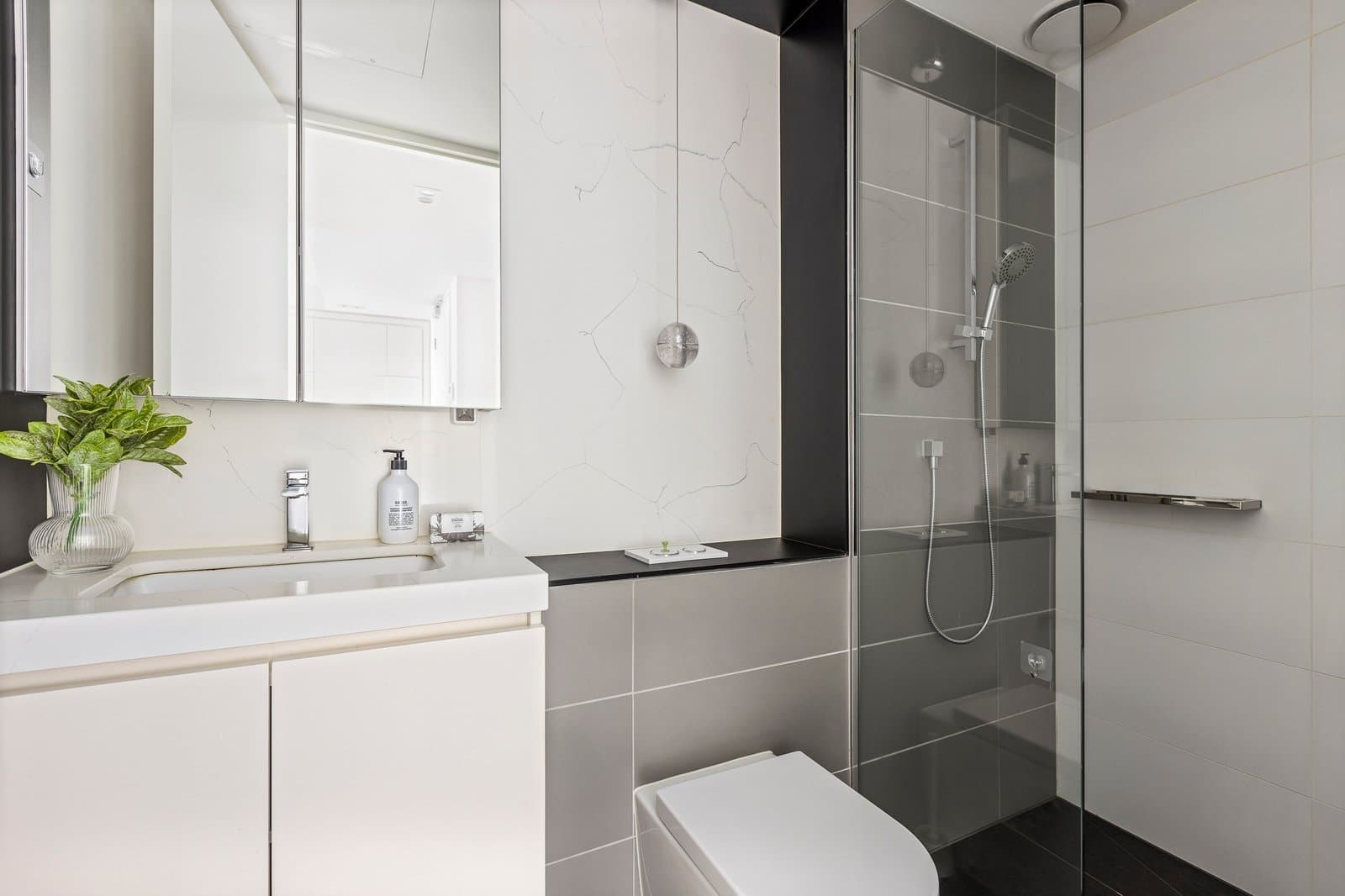 203/38 Cunningham Street, South Yarra - Thumbnail 8