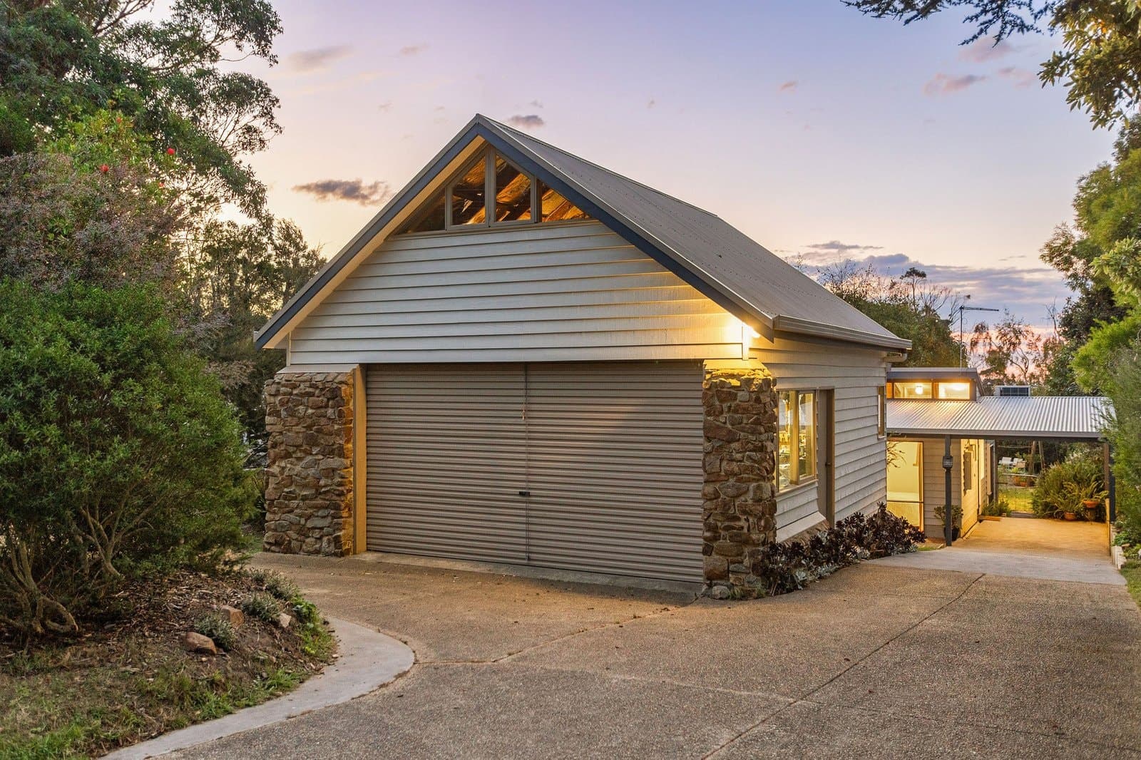 32 Seahaze Street, Arthurs Seat - Thumbnail 2