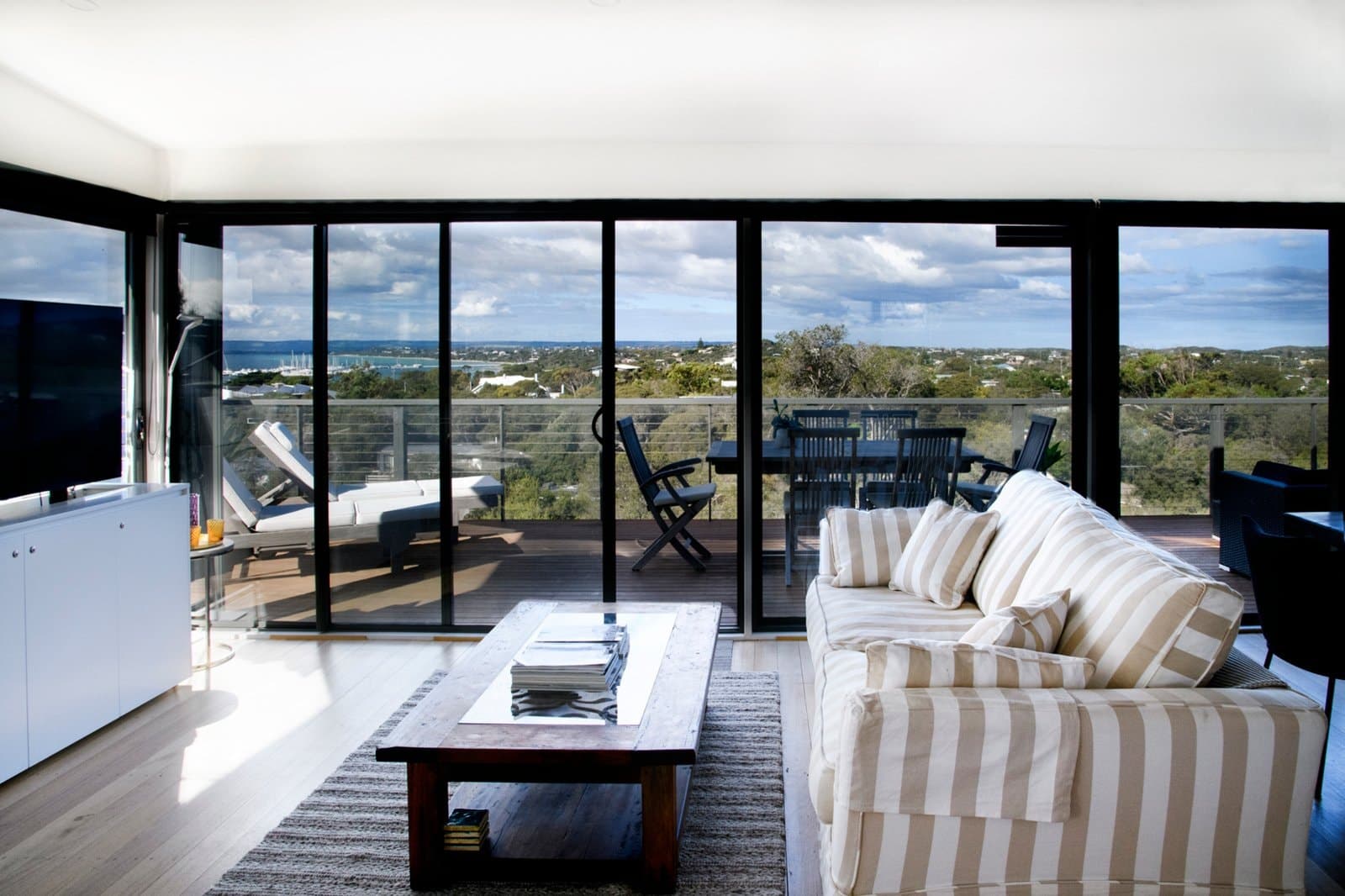 14 Vision Avenue, Sorrento - Thumbnail 2