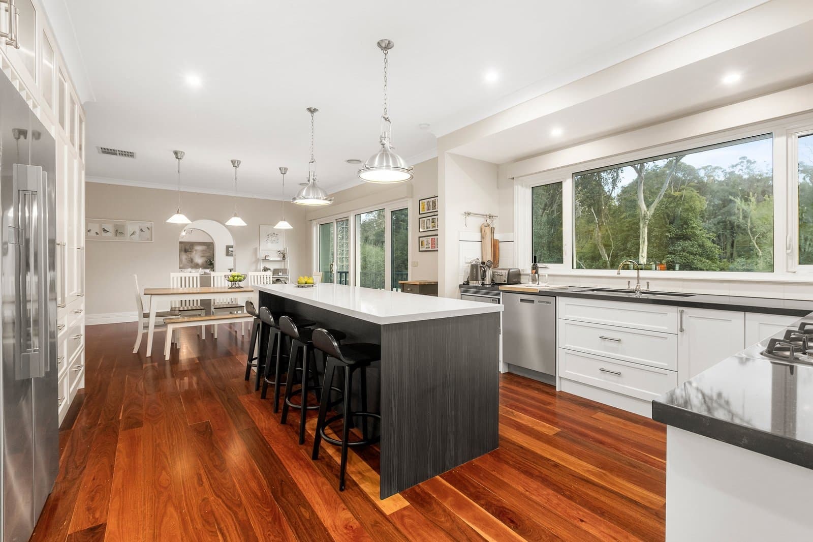 93-95 Gosford Court, Park Orchards - Thumbnail 6