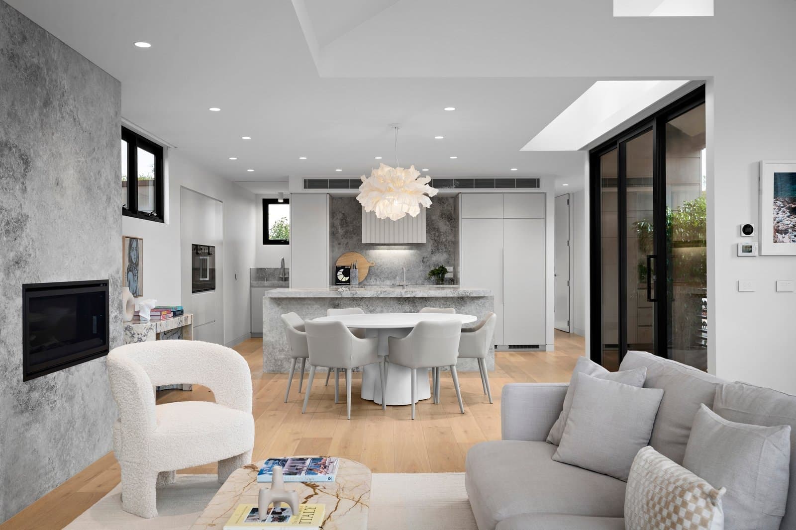 378 Danks Street, Middle Park - Thumbnail 3