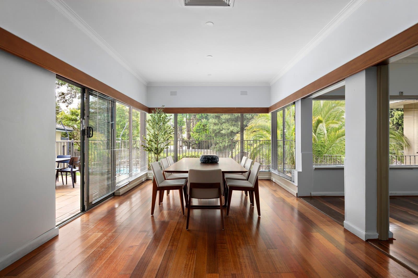 28 Carn Avenue, Ivanhoe - Thumbnail 6