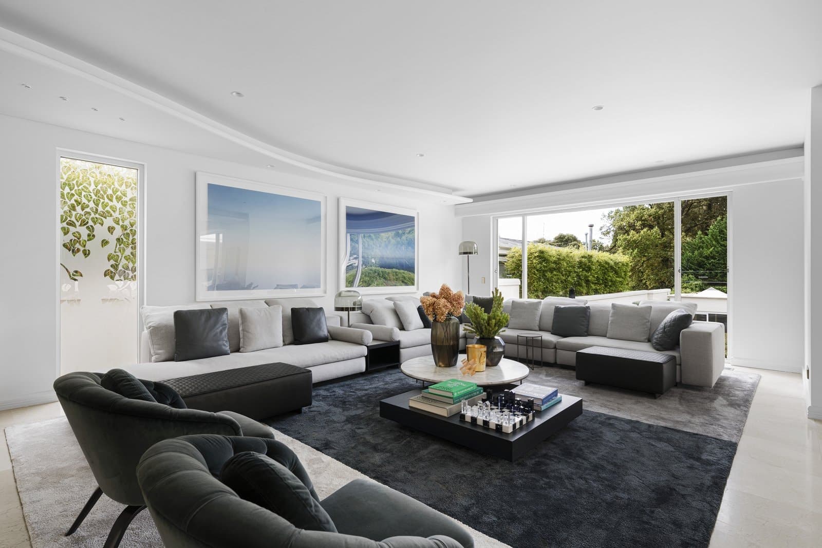 11 Robertson Street, Toorak - Thumbnail 8
