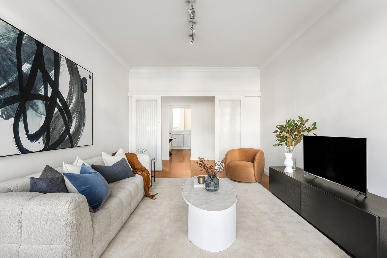 1/637 Malvern Road, Toorak - Thumbnail 2