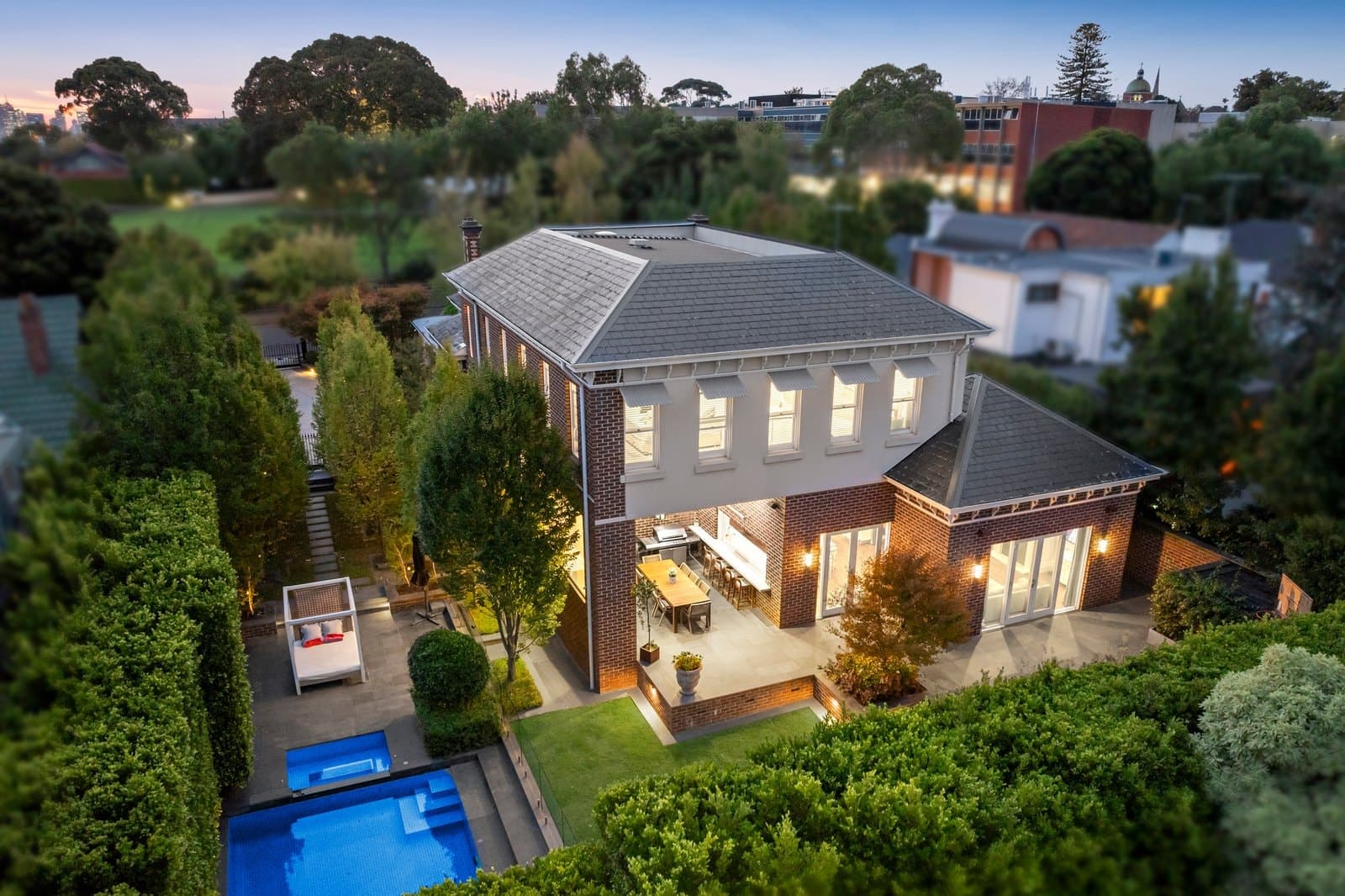 18 Coleridge Street, Kew - Image 1