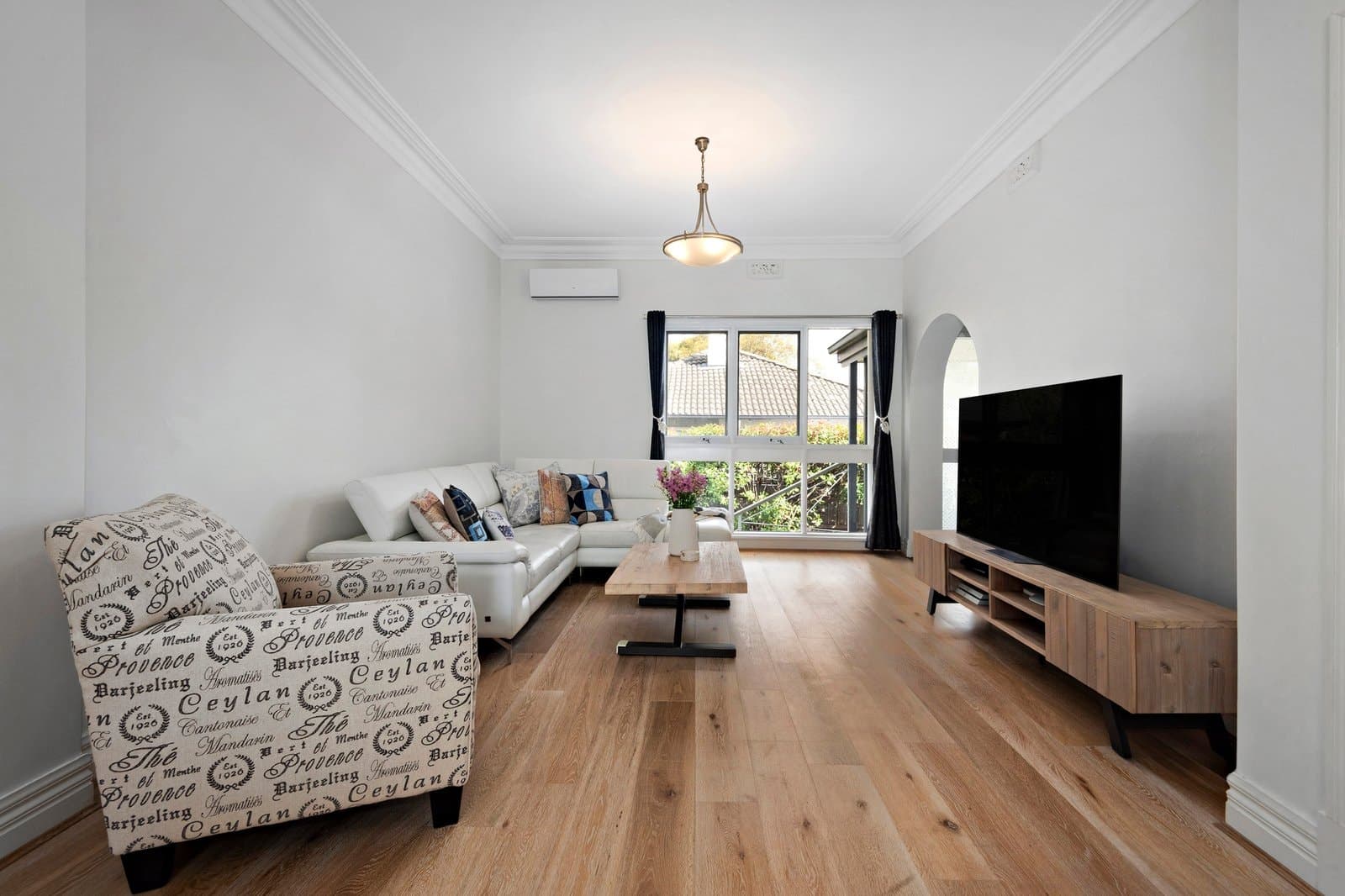 33 Allambee Avenue, Camberwell - Thumbnail 2