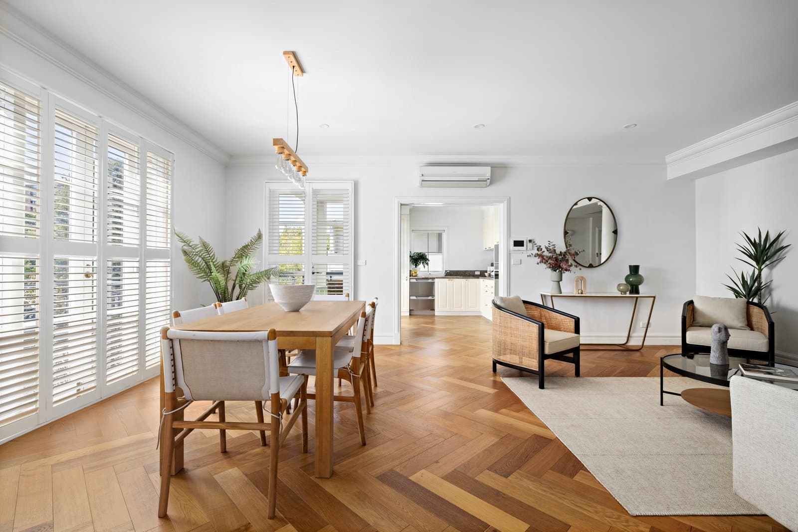 26/380 Toorak Road, South Yarra - Thumbnail 3