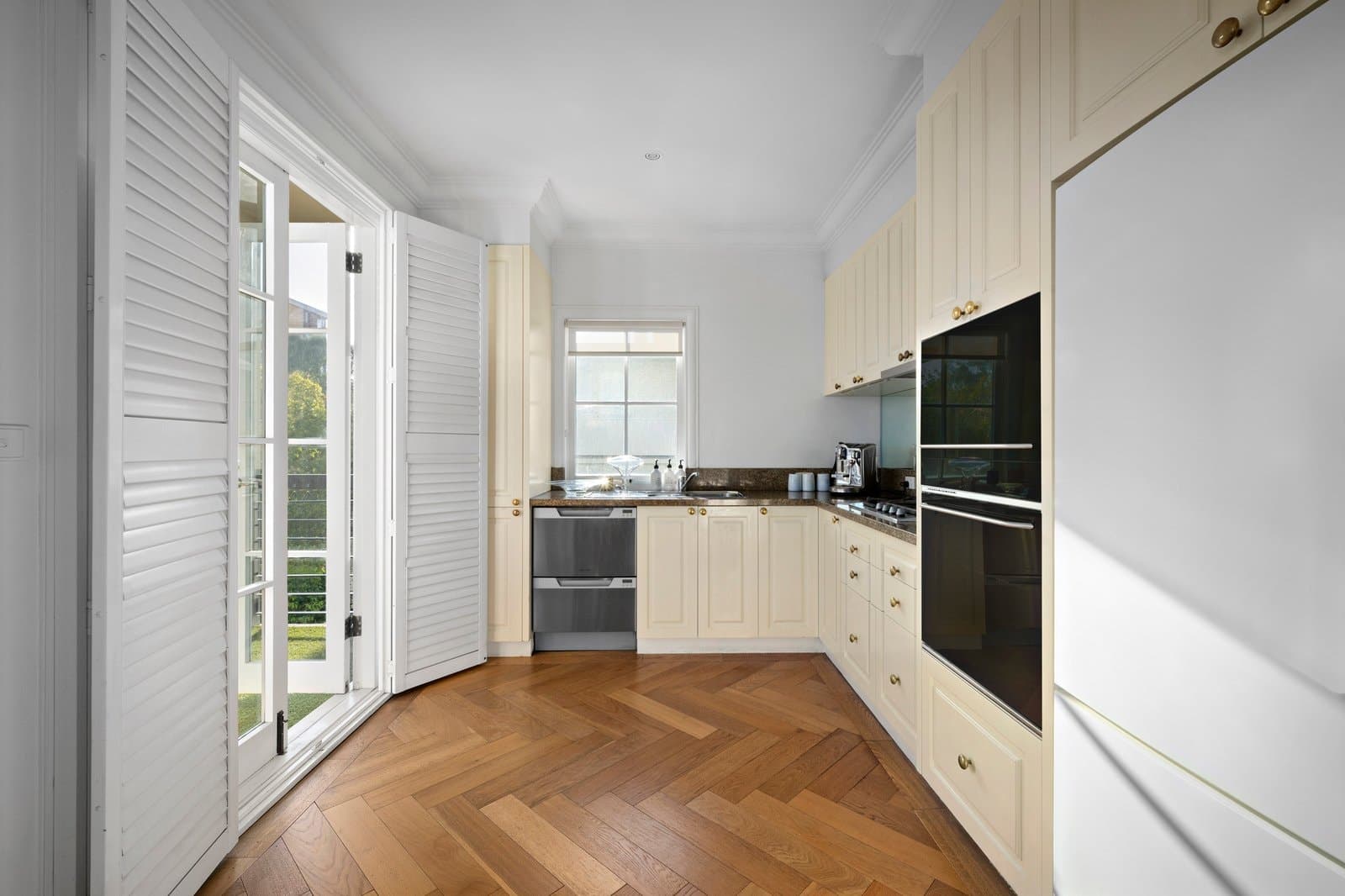26/380 Toorak Road, South Yarra - Thumbnail 7