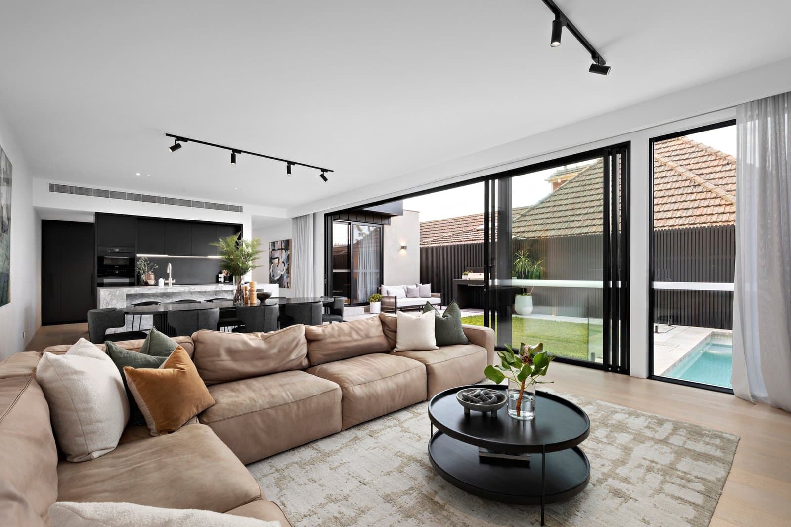 4A Dunlop Avenue, Kew - Thumbnail 2