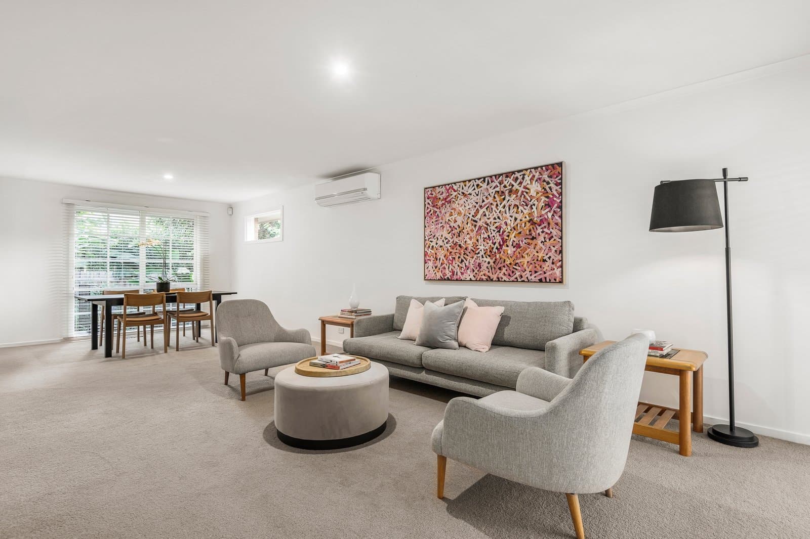 2/9 Meadow Grove, Balwyn - Thumbnail 2
