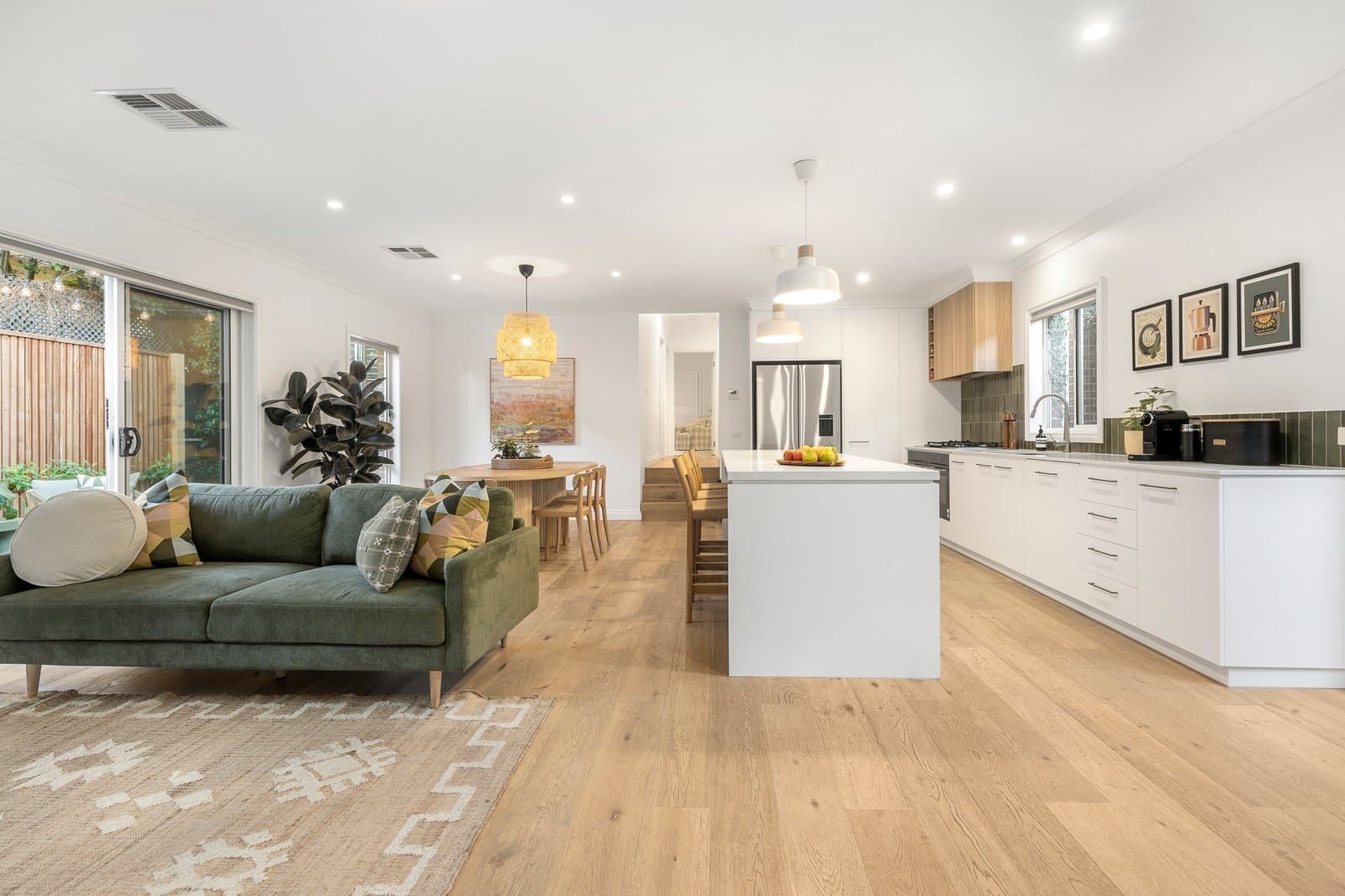 1/13 Alfred Road, Glen Iris - Thumbnail 2