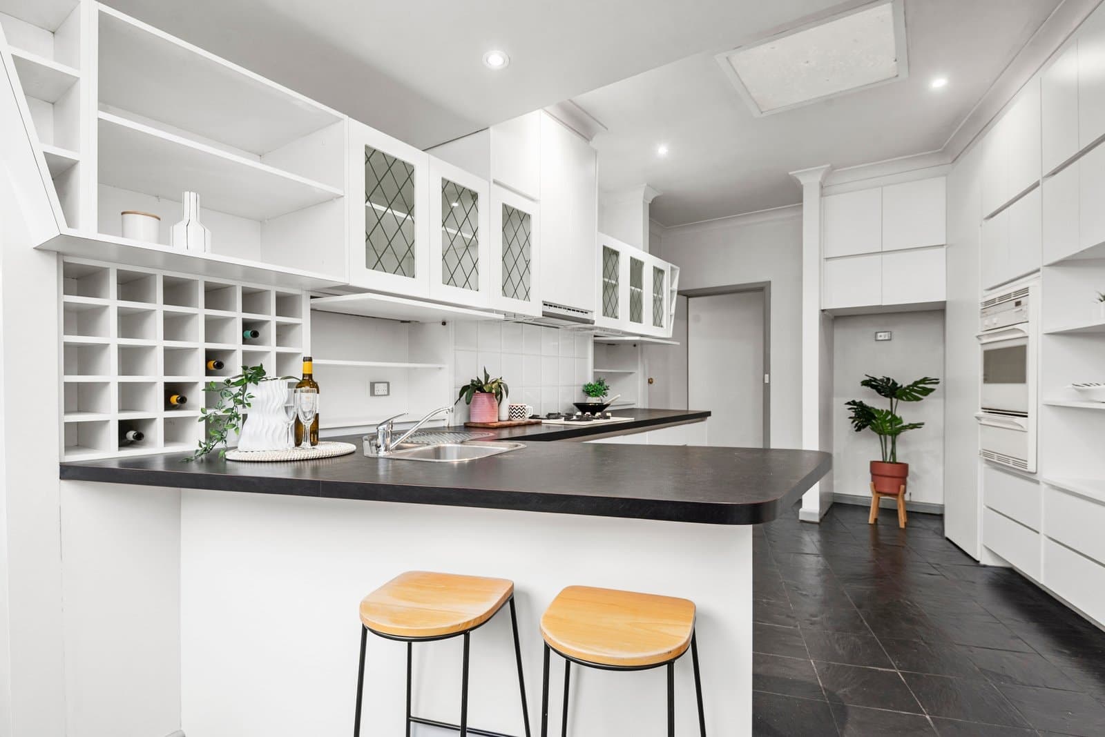 1/110 Belmore Road, Balwyn - Thumbnail 5