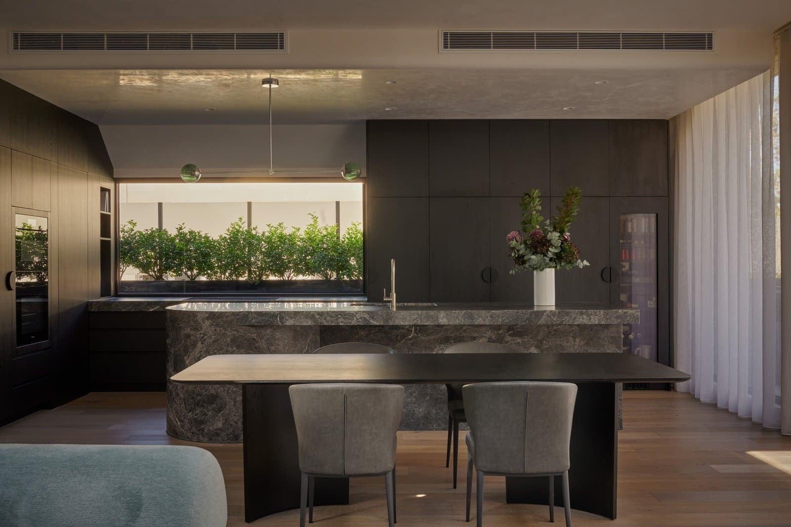 Penthouse, 11 Struan Street, Toorak - Thumbnail 3