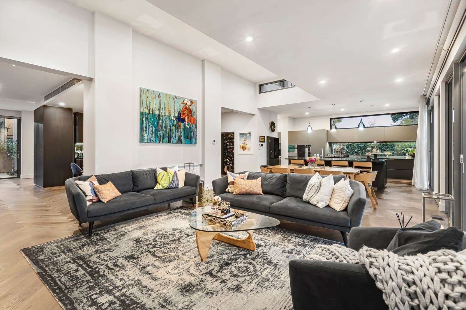 40-42 Balwyn Road, Canterbury - Thumbnail 3