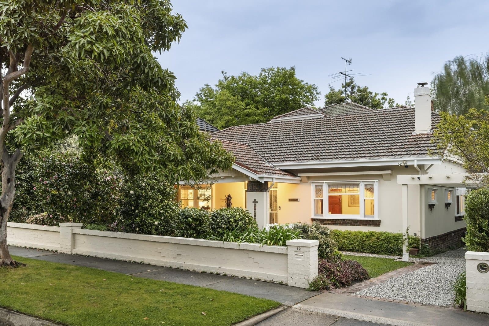 12 Walsh Street, Deepdene - Thumbnail 2