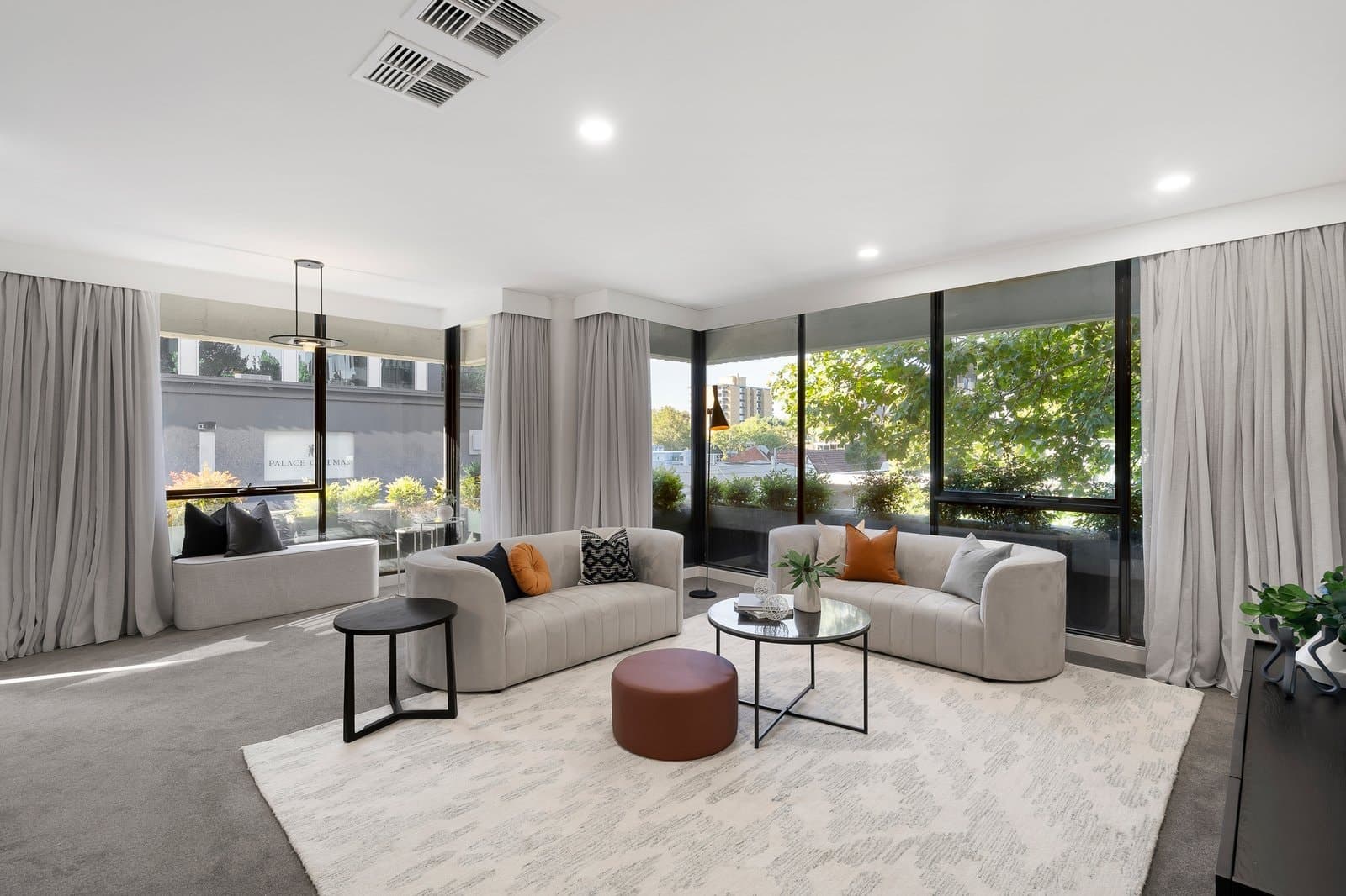2/286 Toorak Road, South Yarra - Thumbnail 2
