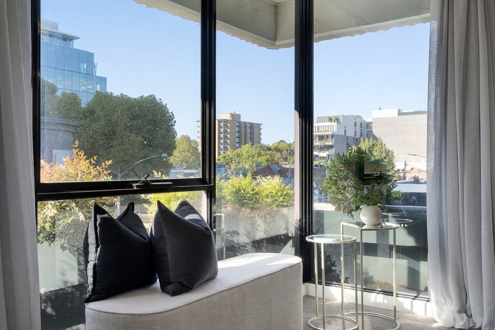 2/286 Toorak Road, South Yarra - Thumbnail 7