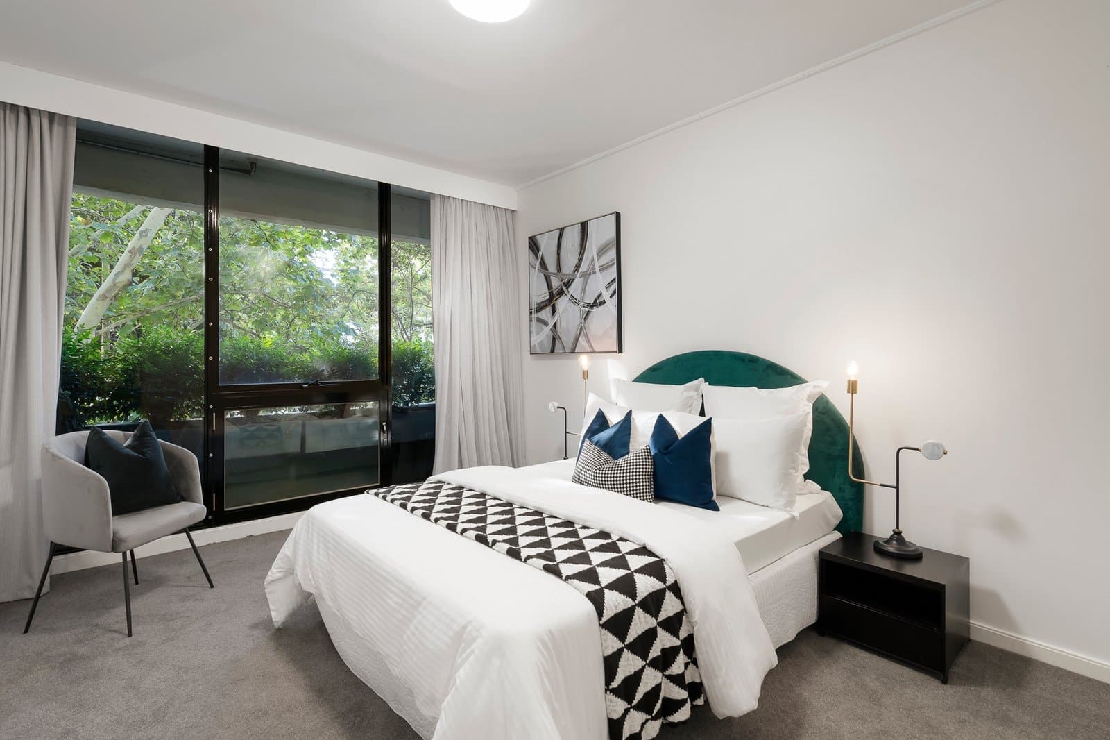 2/286 Toorak Road, South Yarra - Thumbnail 8