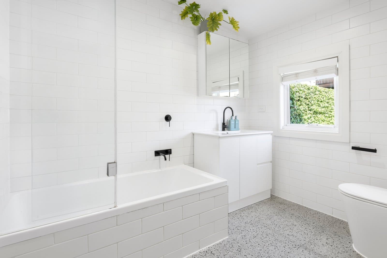 8 Lingwell Road, Hawthorn East - Thumbnail 8