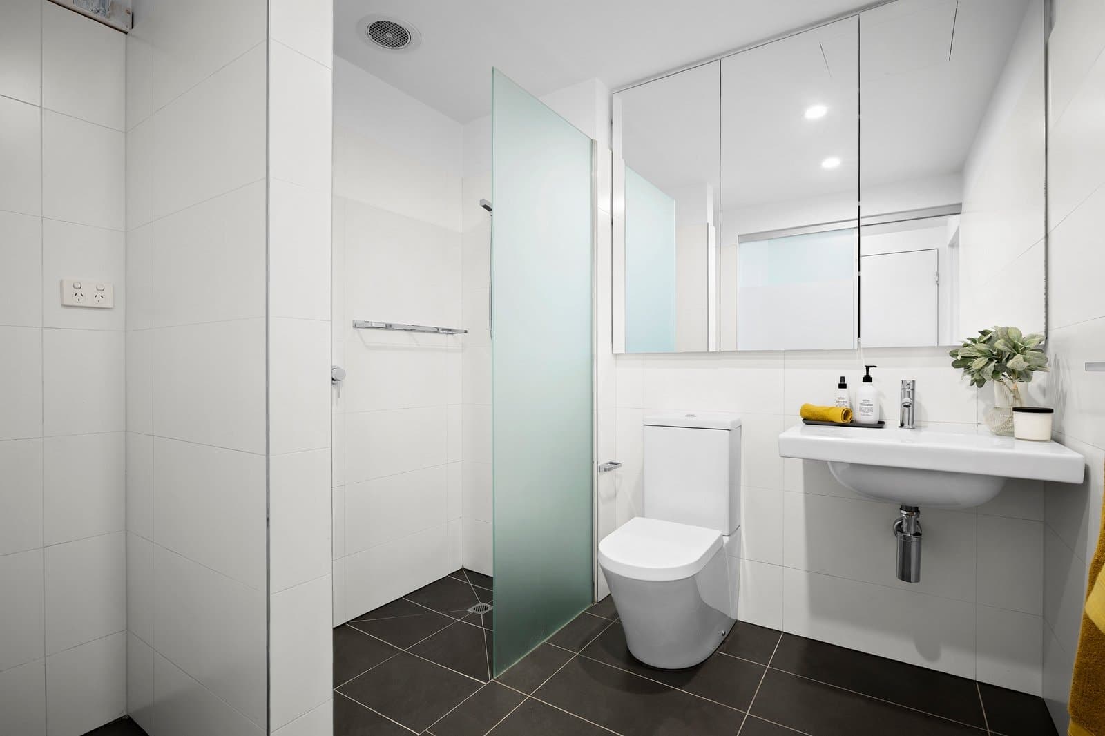 304/2 Albert Street, St Kilda - Thumbnail 7
