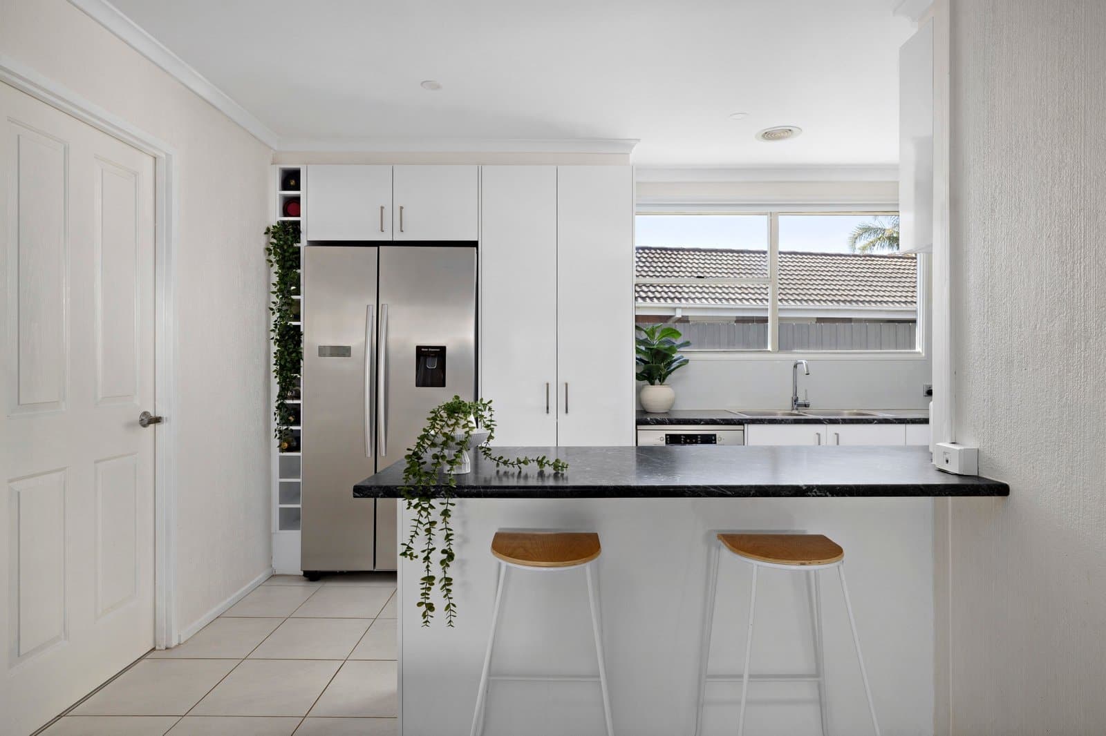 6 Corella Court, Mornington - Thumbnail 2