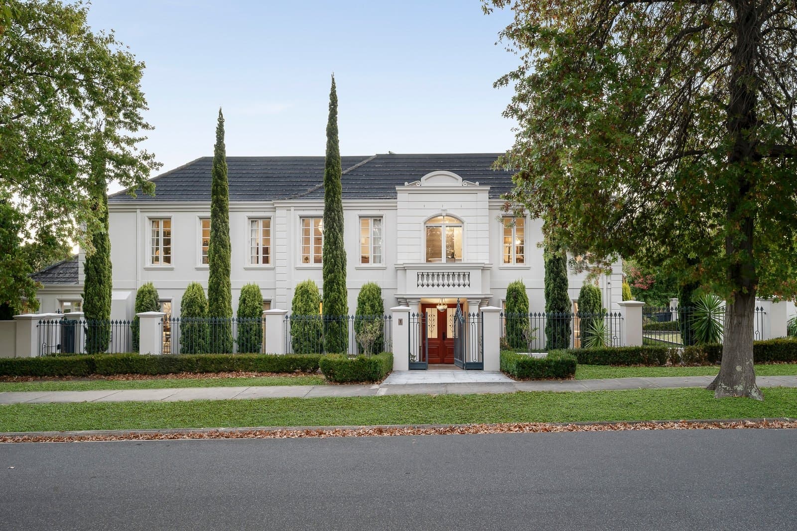 2 Madden Street, Balwyn North - Thumbnail 2