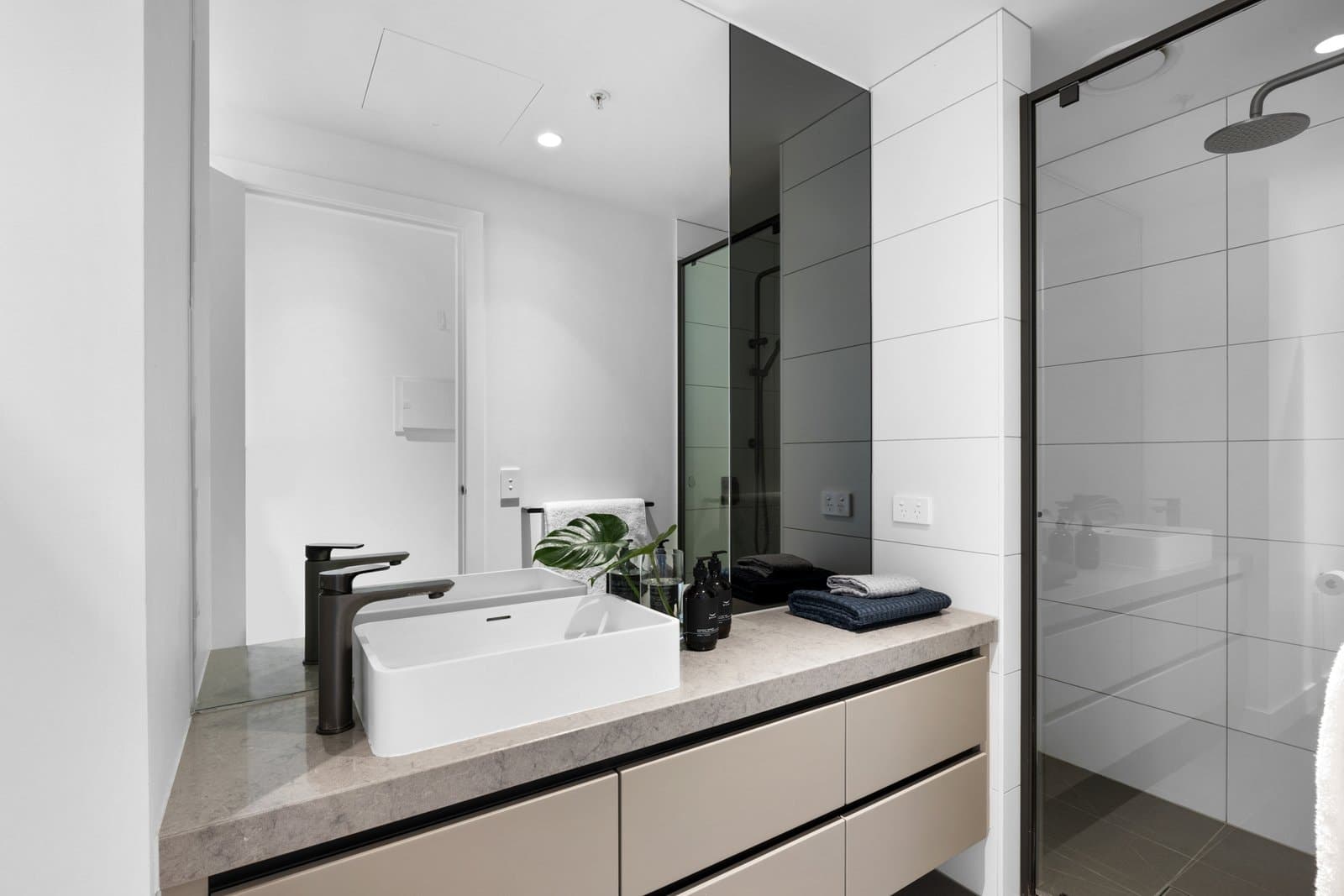 110/708 Burwood Road, Hawthorn East - Thumbnail 5