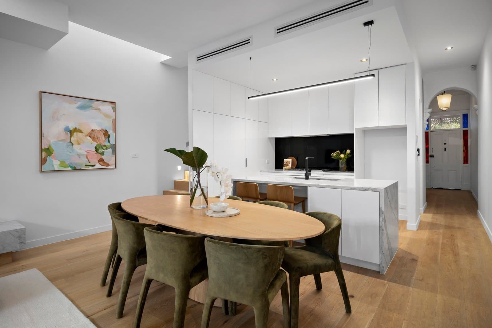 19 Clara Street, South Yarra - Thumbnail 4