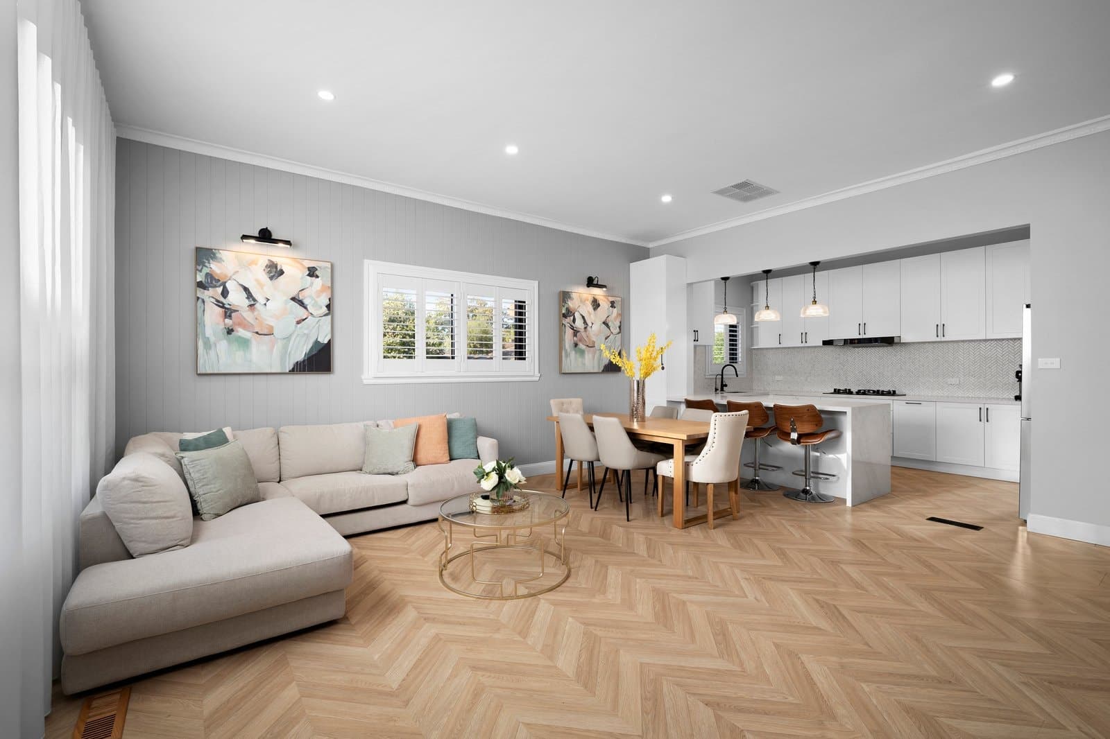 23 Bristol Street, Surrey Hills - Thumbnail 2