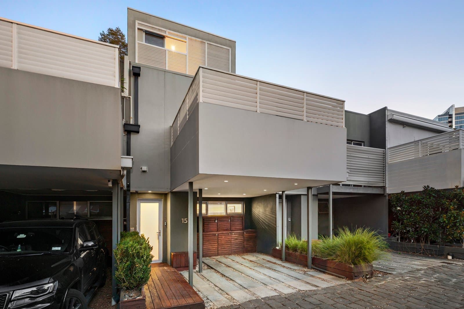 15 Legon Street, Port Melbourne - Thumbnail 2