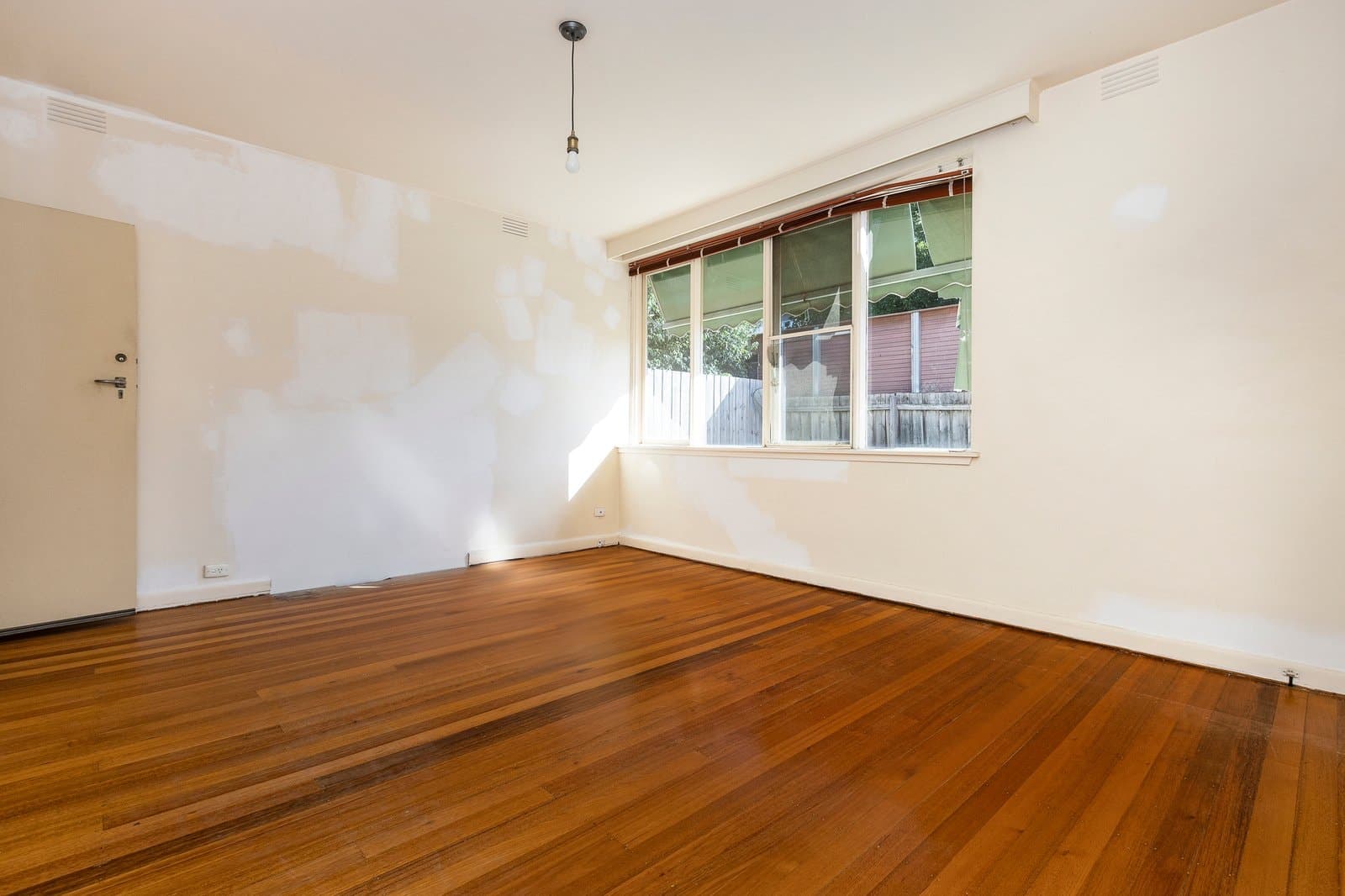 1/1 Brookfield Court, Hawthorn East - Thumbnail 2