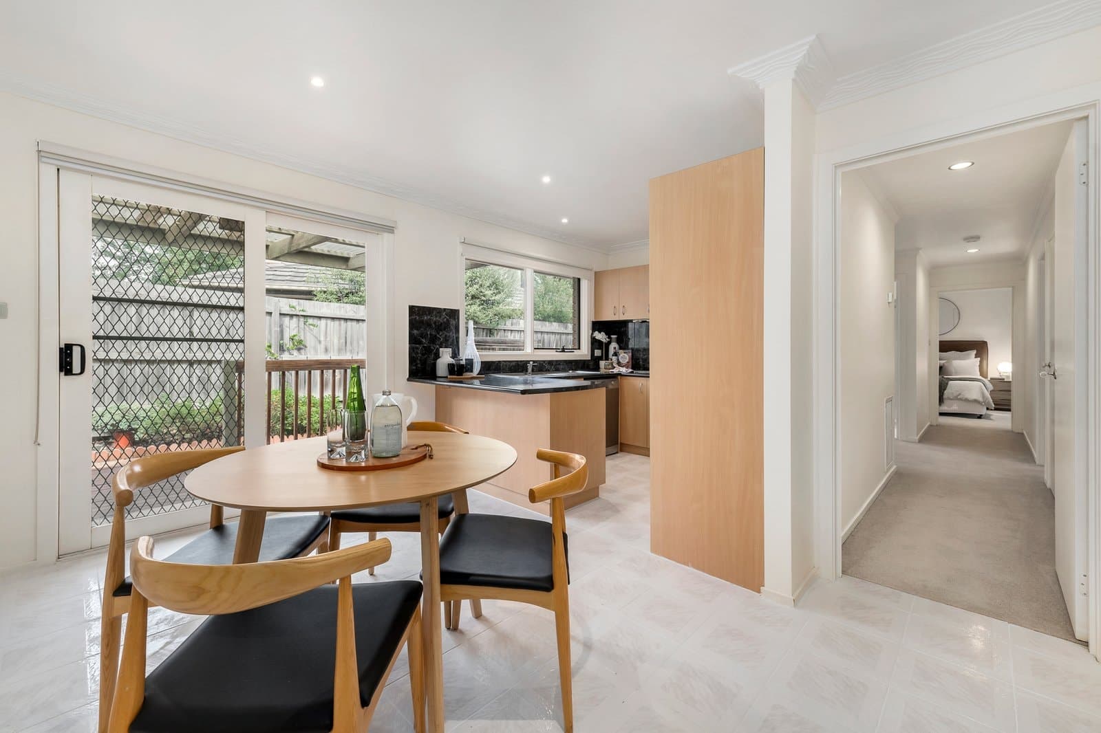 1/2-4 Bowen Road, Doncaster East - Thumbnail 3