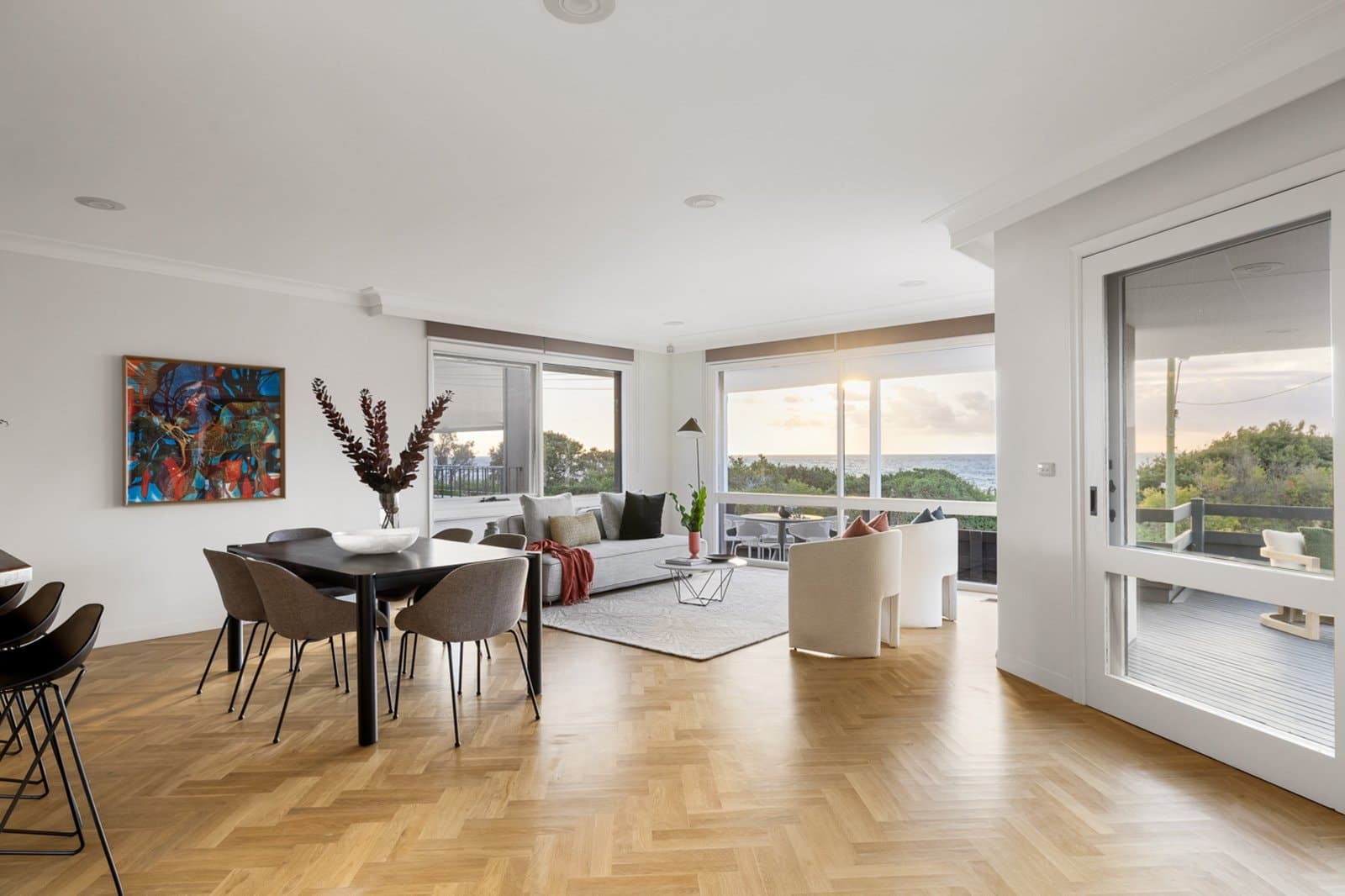 112 Esplanade, Brighton - Thumbnail 4