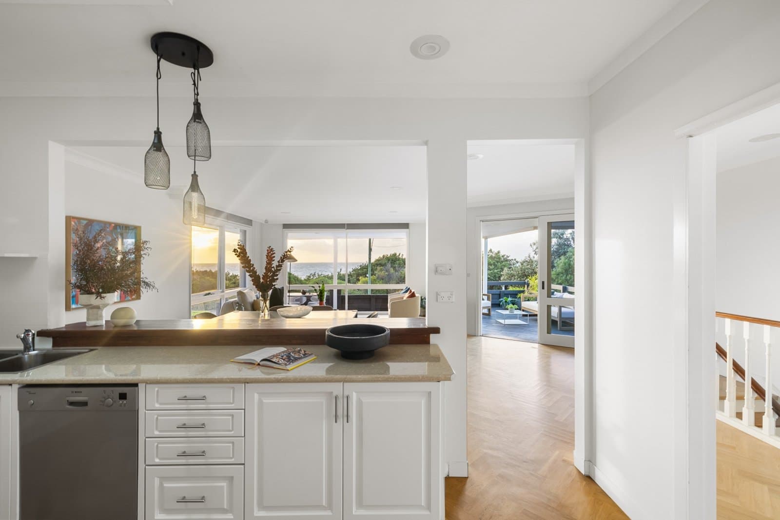 112 Esplanade, Brighton - Thumbnail 7