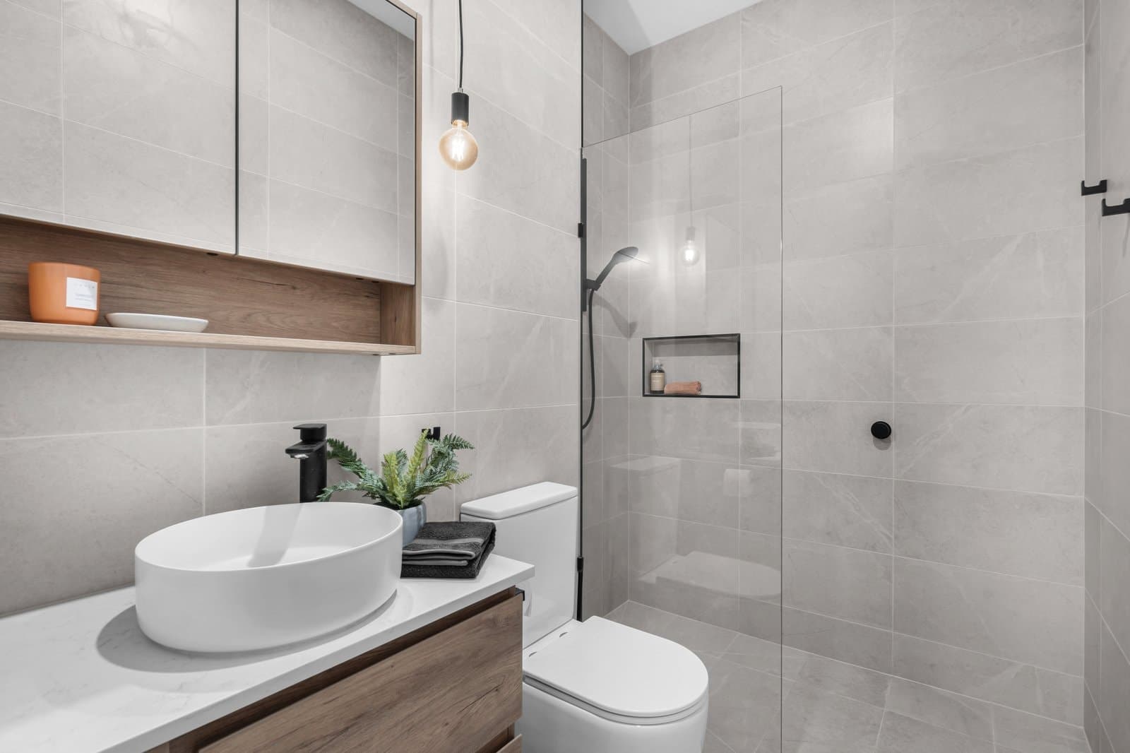 2/8 Access Road, Mont Albert North - Thumbnail 8