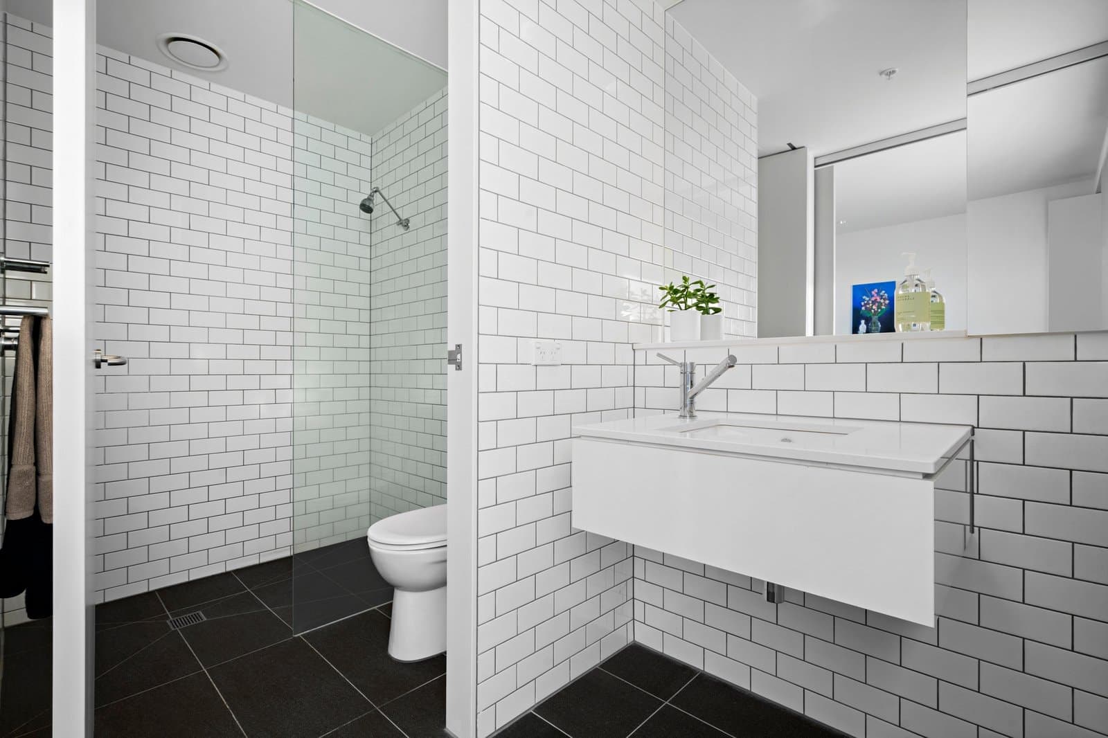 406/81 Asling Street, Brighton - Thumbnail 8