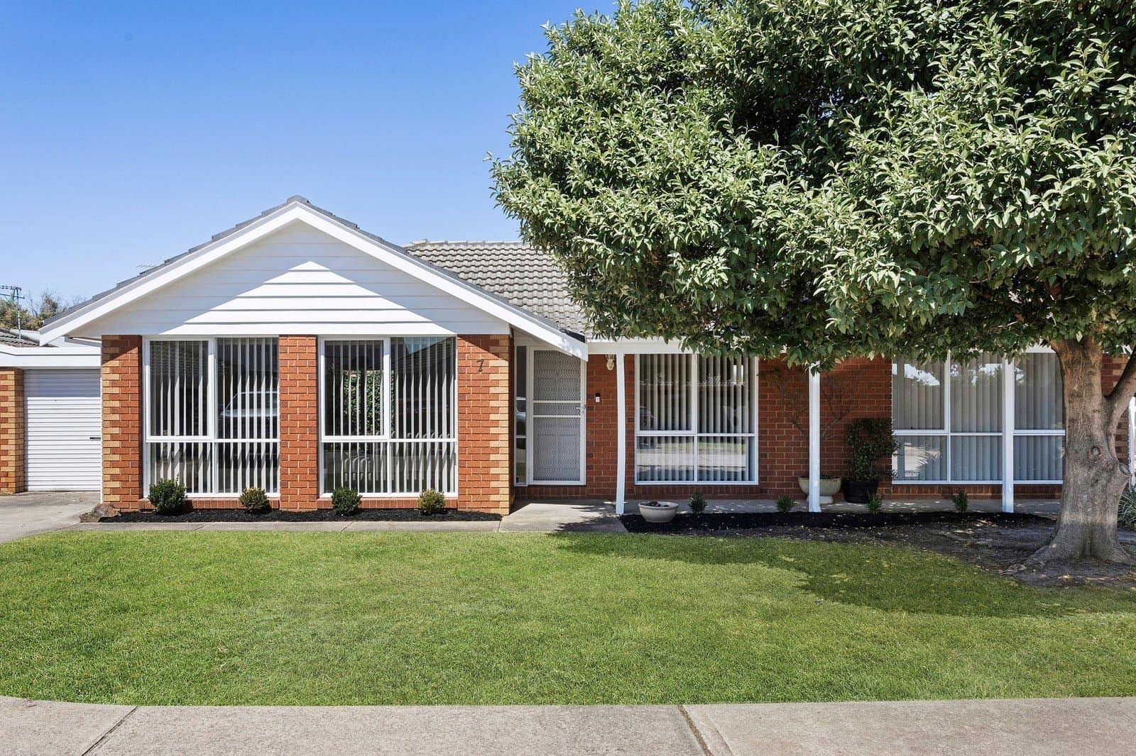 7/820 Nepean Highway, Mornington - Image 1