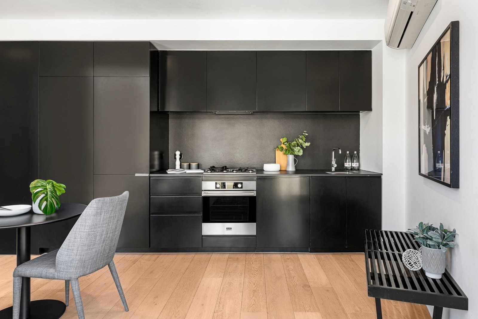 305/17 Lynch Street, Hawthorn - Thumbnail 3