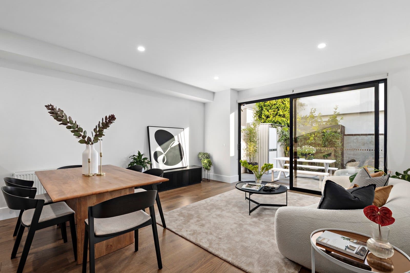 53 Bridge Street, Port Melbourne - Thumbnail 4