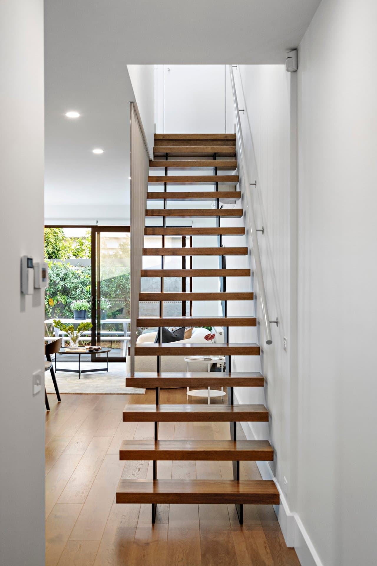 53 Bridge Street, Port Melbourne - Thumbnail 8
