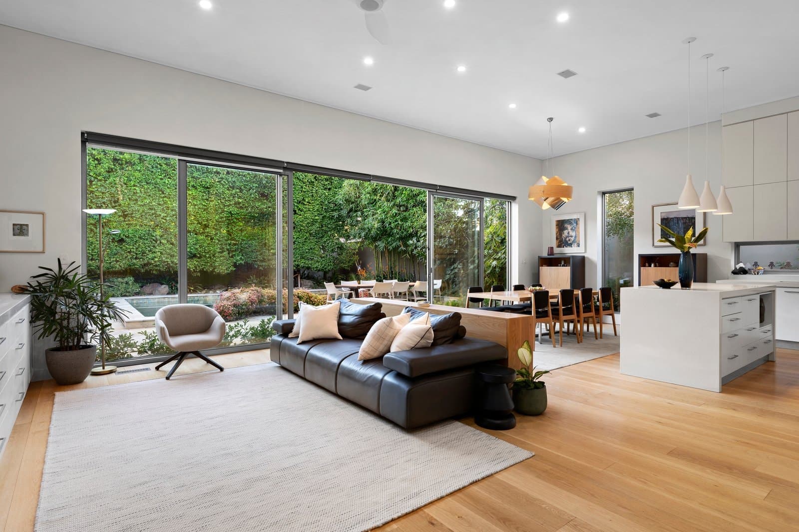 55 Asling Street, Brighton - Thumbnail 3