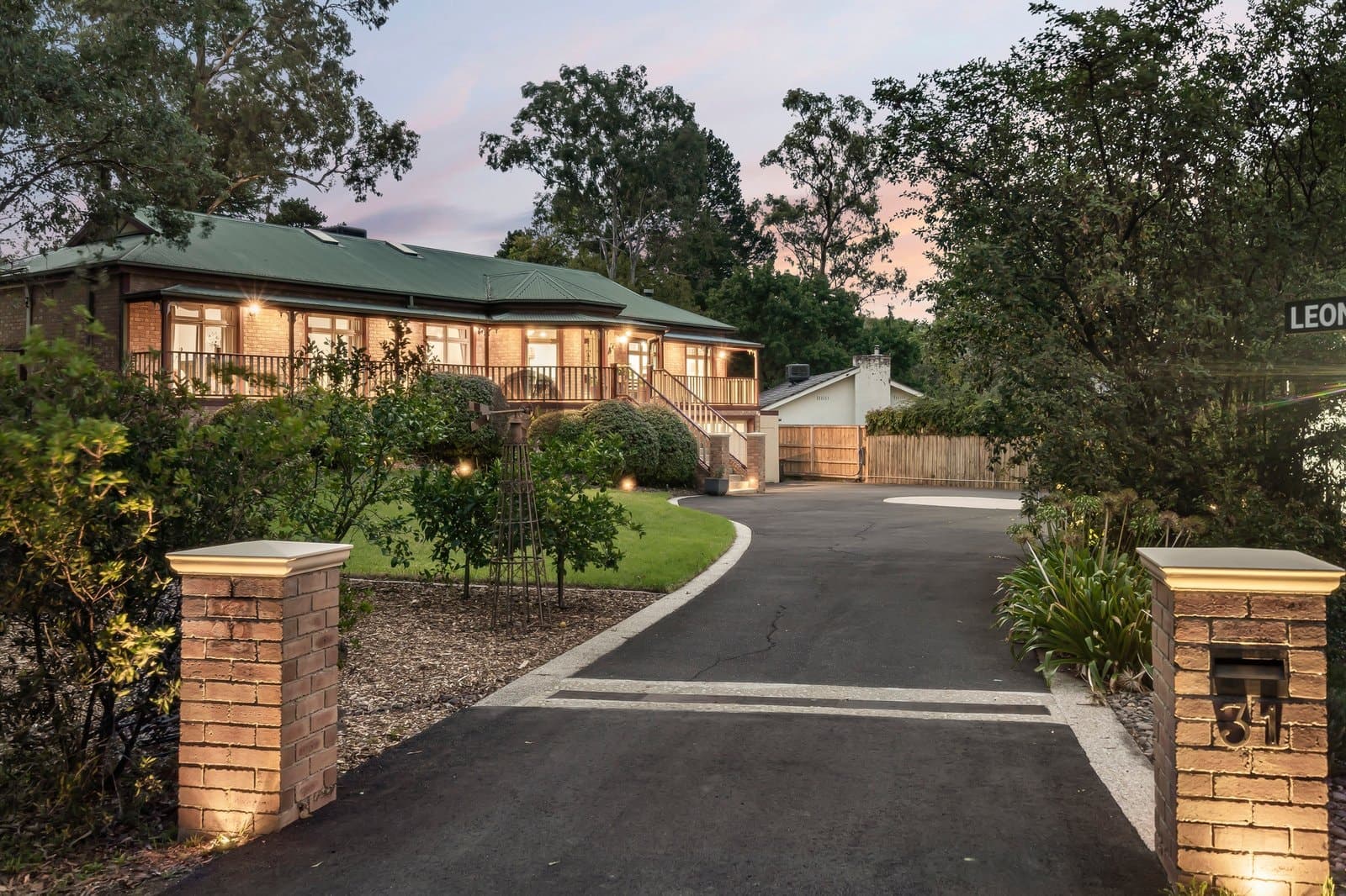 31 Yarra Street, Warrandyte - Thumbnail 2