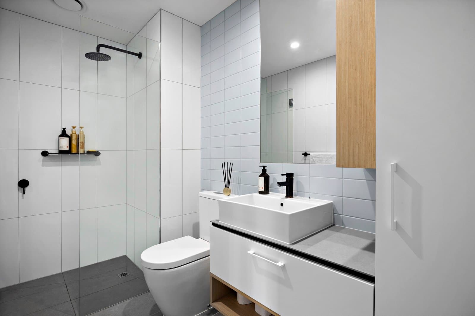 213/116 Martin Street, Brighton - Thumbnail 3