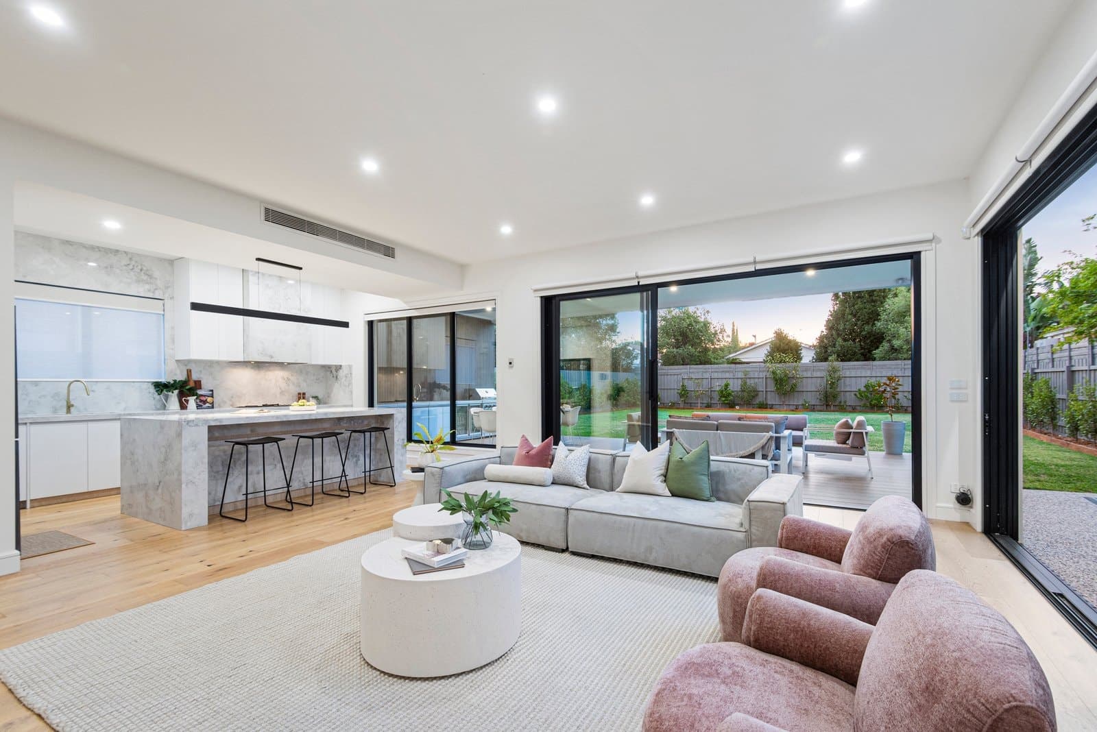 53 Fisher Street, Malvern East - Thumbnail 2