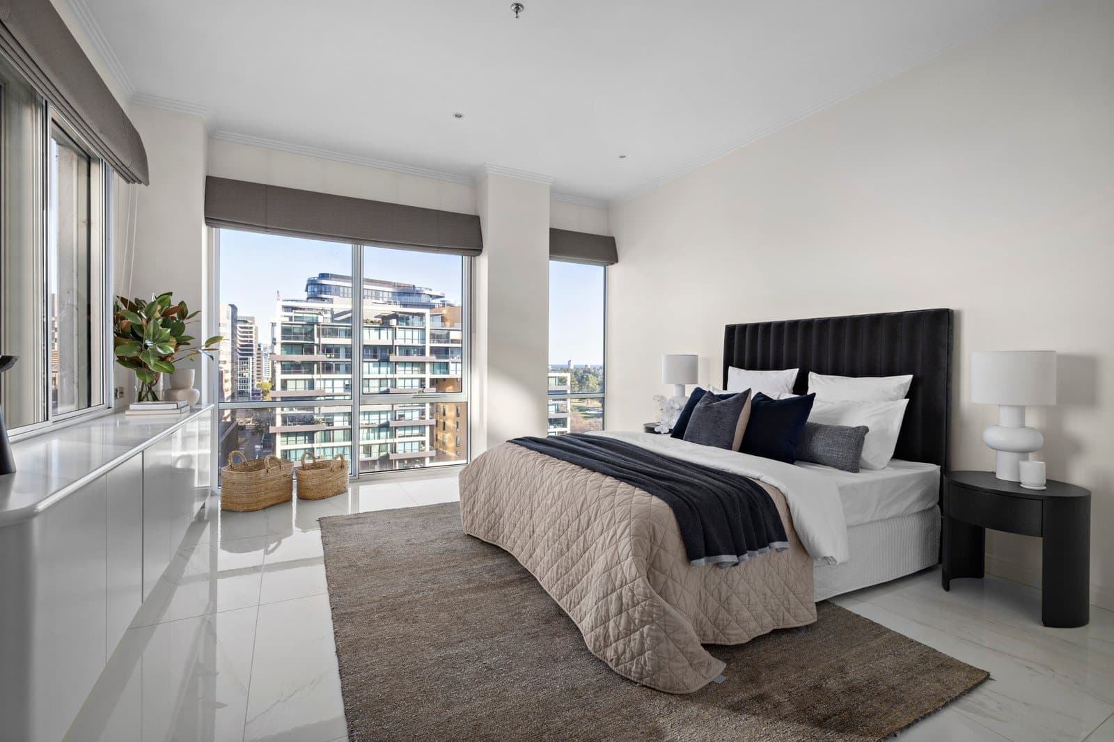 1002/15 Queens Road, Melbourne - Thumbnail 8