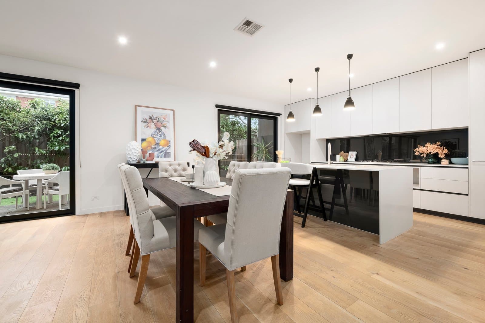6 Ellsworth Crescent, Camberwell - Thumbnail 5