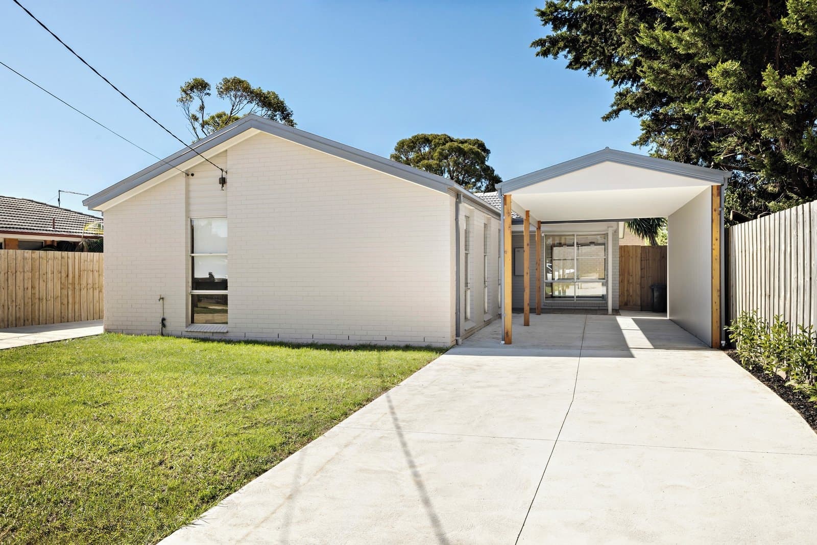 13 Terrigal Street, Mornington - Image 1