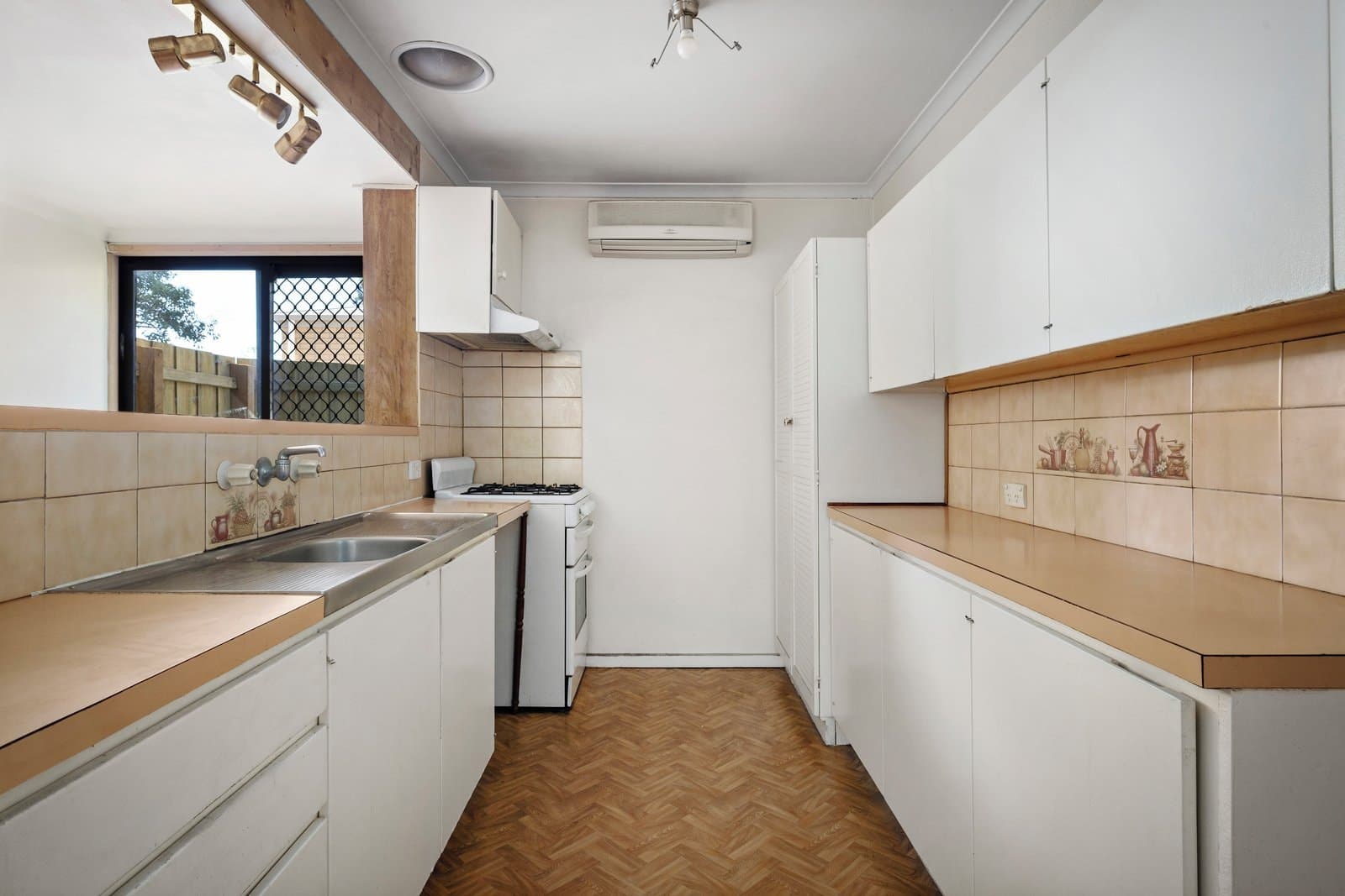 13 Terrigal Street, Mornington - Thumbnail 2